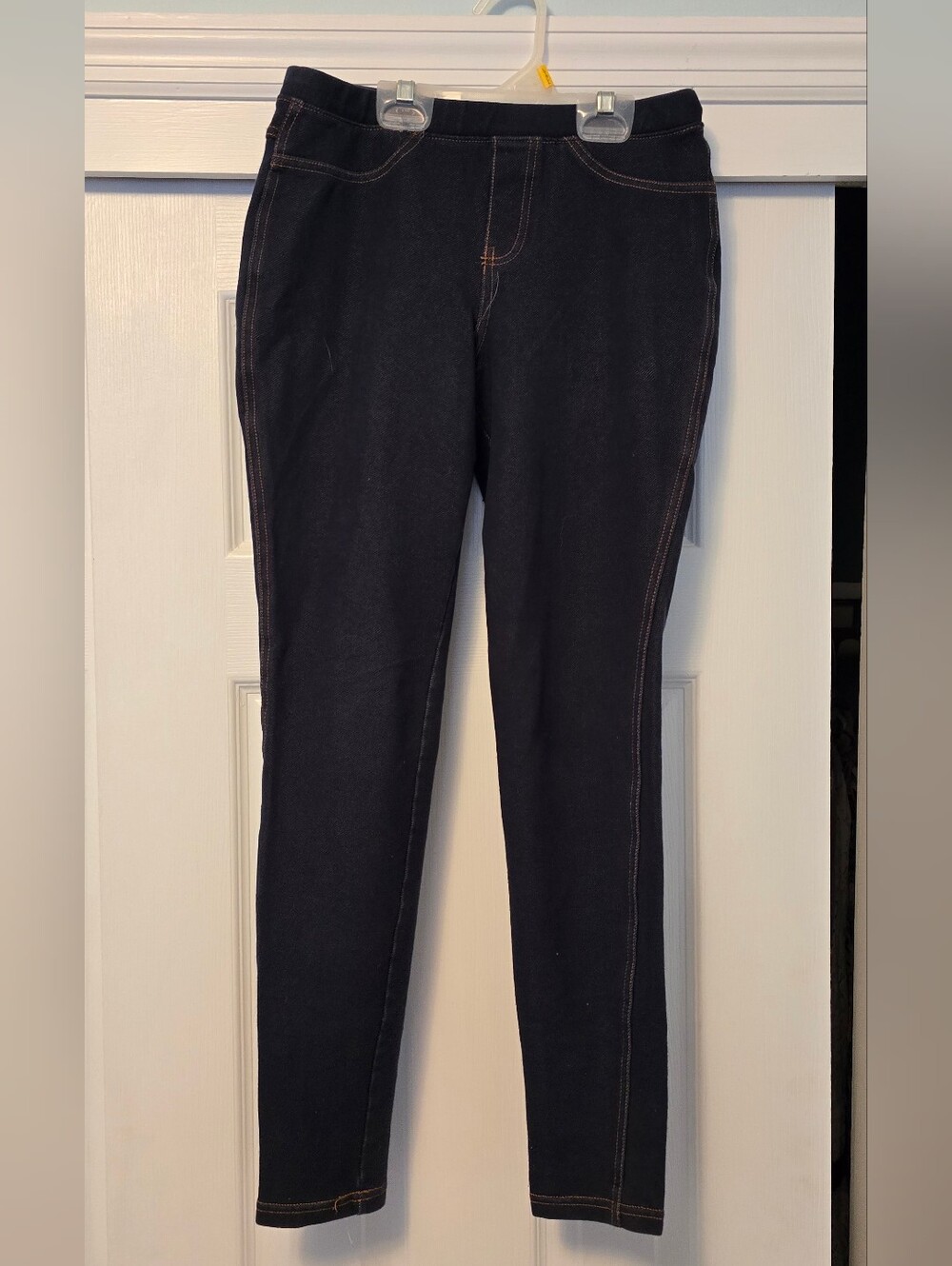 Blue Women’s Stretch Jeggings with Contrast Stitching